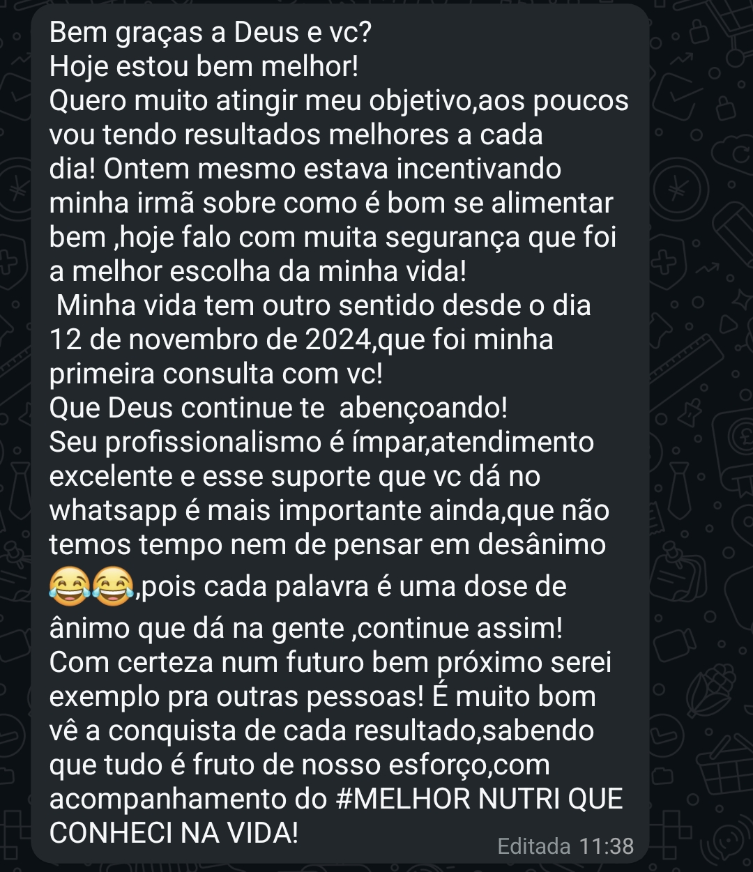 Mensagem longa de paciente elogiando o profissionalismo e o suporte no WhatsApp
